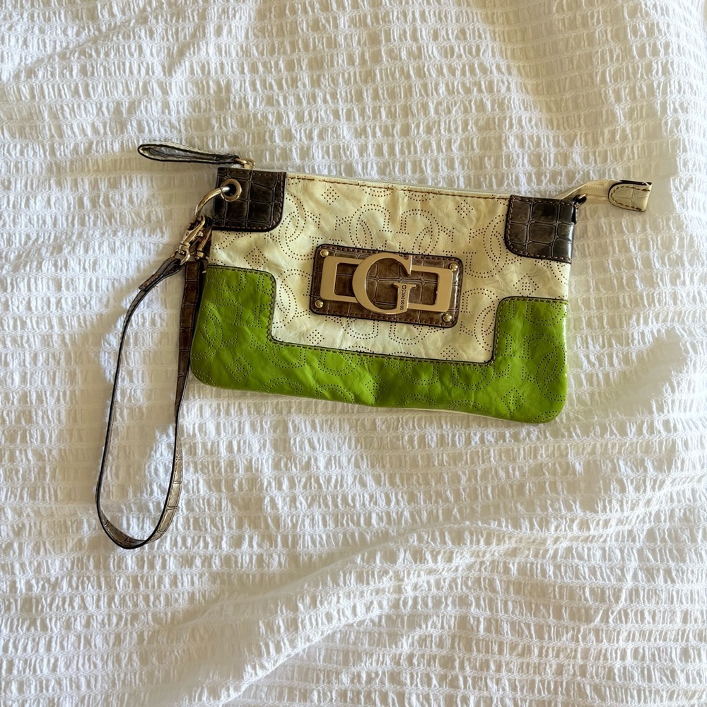 Y2K Guess Clutch
